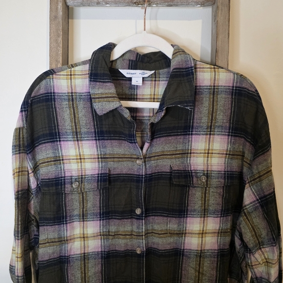 ⭐️40% Off⭐️ Old Navy The Boyfriend Shirt Flannel Button Down Tunic- Pink Olive - Picture 5 of 14